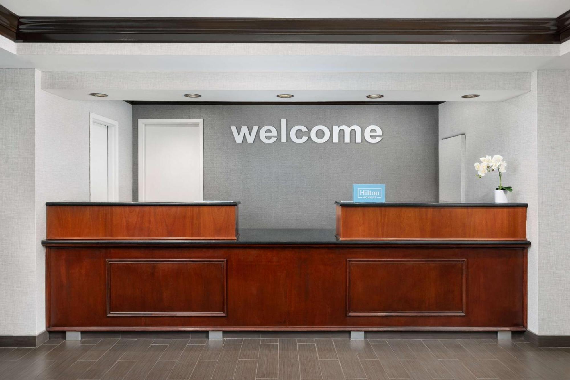Hampton Long Island/islandia Hotel 3*